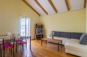 Отель Plavi Apartman  Сукосан